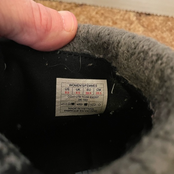 The north face rare plaid flannel boots - Picture 9 of 9